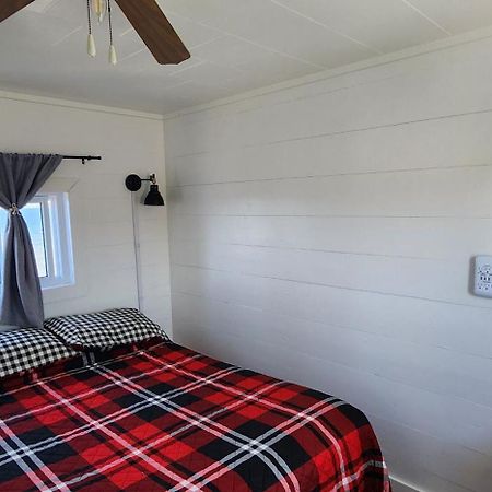 Les Cabines Sur Mer Cap-des-Rosiers Room photo