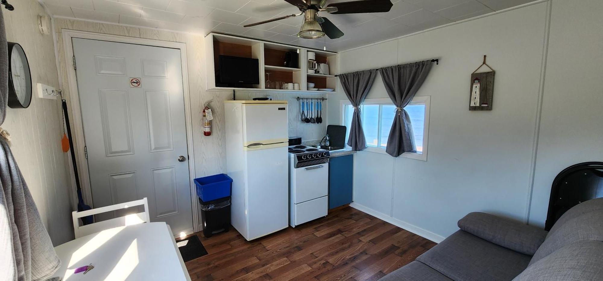 Les Cabines Sur Mer Cap-des-Rosiers Room photo